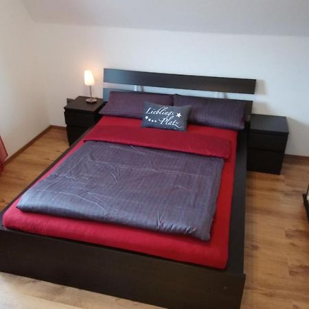 Private Zimmer Bei Der Weser-Ems-Halle Oldenburg Ngoại thất bức ảnh