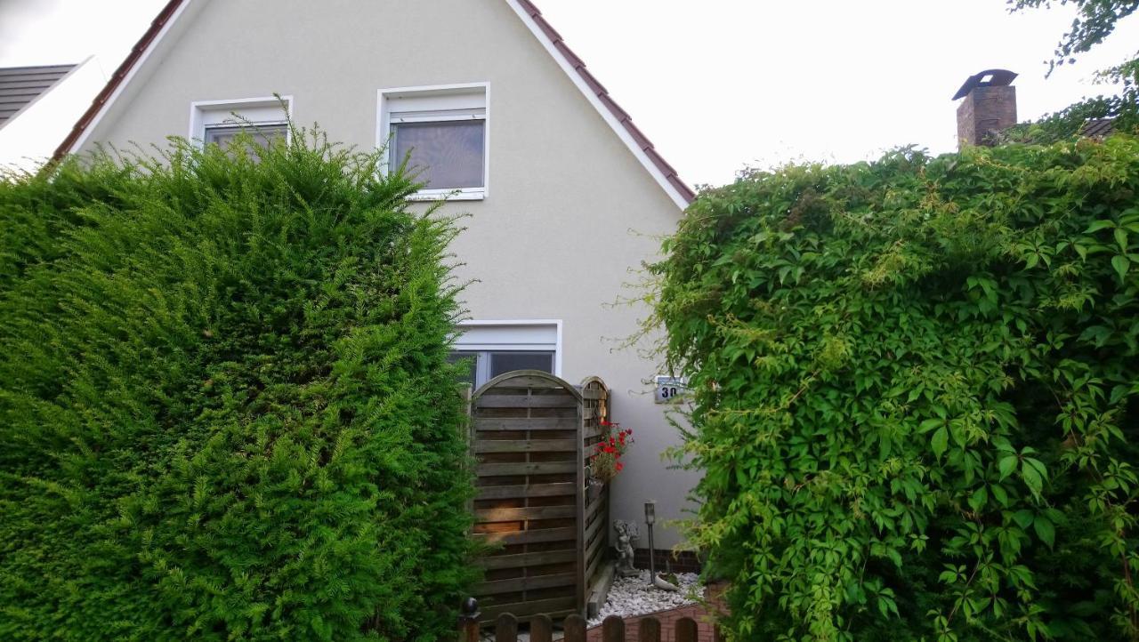 Private Zimmer Bei Der Weser-Ems-Halle Oldenburg Ngoại thất bức ảnh